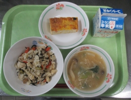 給食