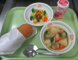 給食