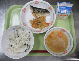 給食
