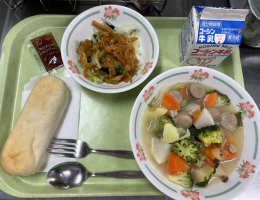 給食