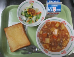 給食