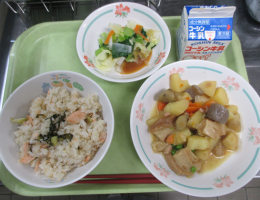 給食