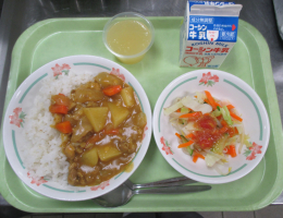 給食
