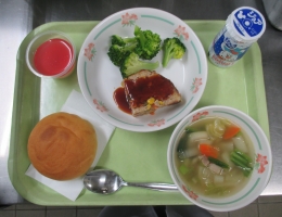 給食