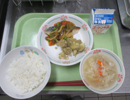 給食