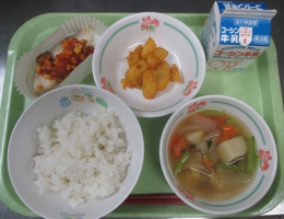給食
