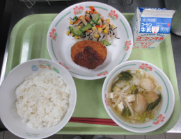 給食