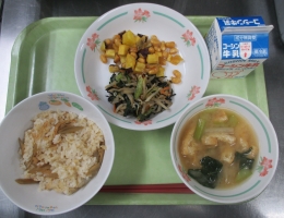 給食