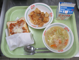 給食