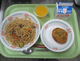 給食